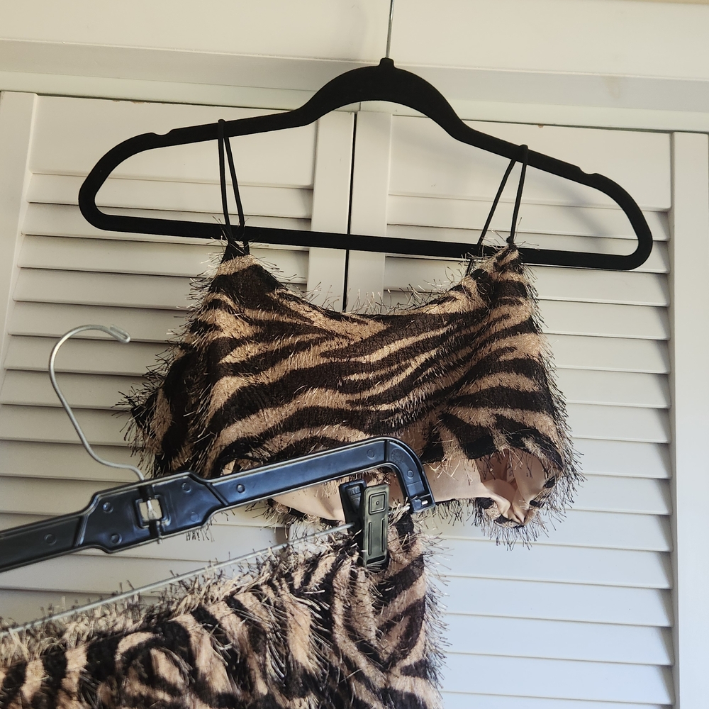 Zaful Animal Print Fuzzy Crop Top and Skirt Set - Picture 1 of 5